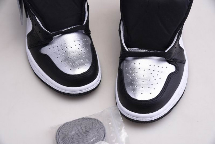 air jordan 1 high og “silver toe” cd0461-001