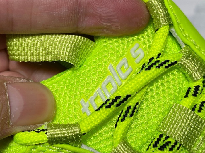 bl triple s trainers clear sole fllo yellof 541624 w09o1 9002