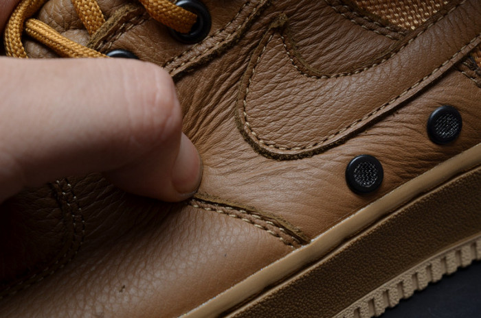 nike wmns sf force 1 “golden beige” 857872-200