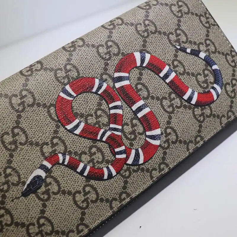 G*u*i brand handbags zip around wallet 1904g0004