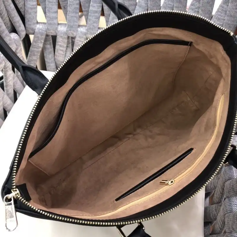 G*u*i bags 1910bb0035