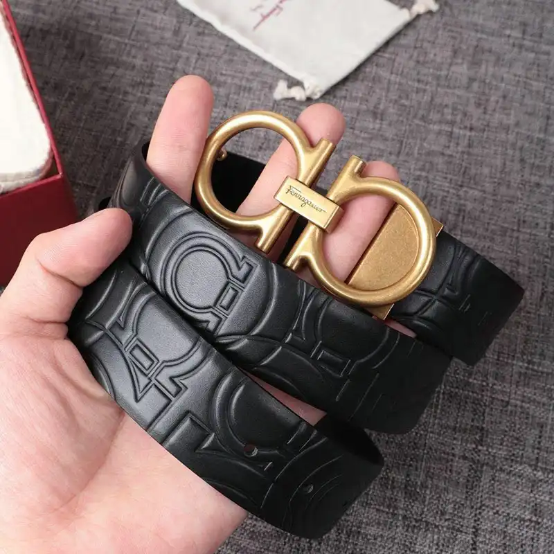Salvatore Ferragamo s Belte 19xf0094