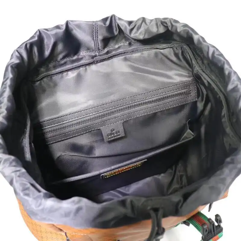 G*u*i backpack 19gm0067