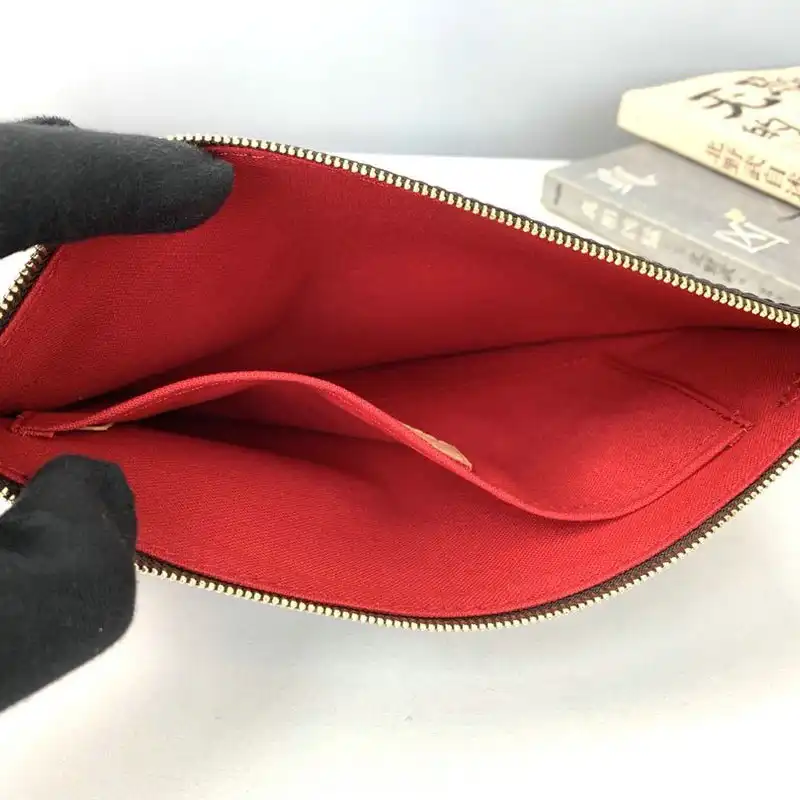 Loewe Bags 20DJ570181