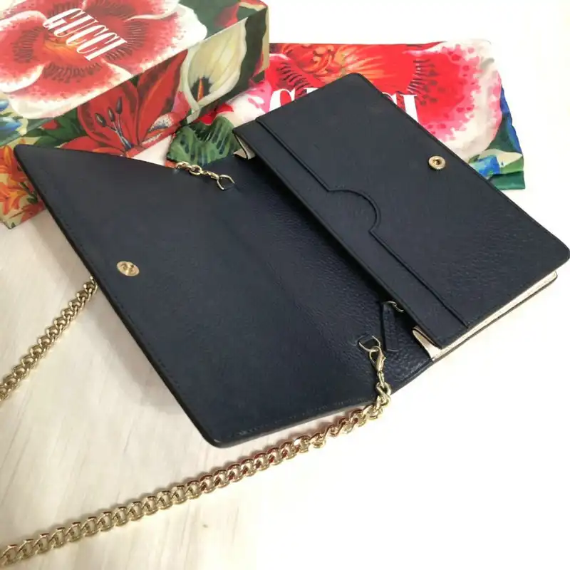 G*u*i bags 20guc0207