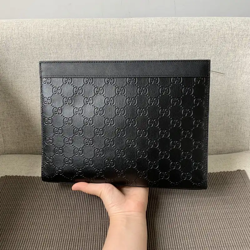 G*u*i bags 2104dj0111