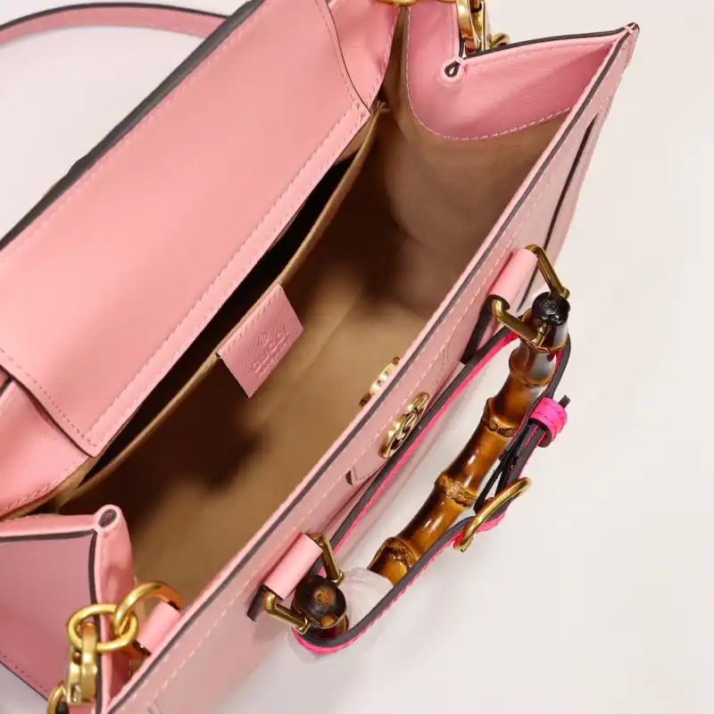 G*u*i s bags 2108dj0036