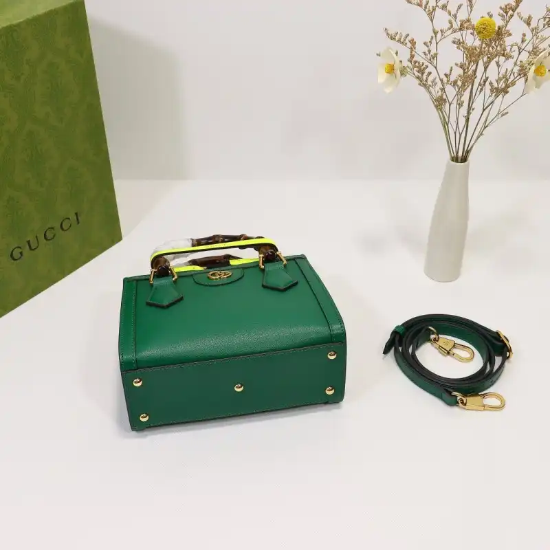 G*u*i s bags 2108dj0078