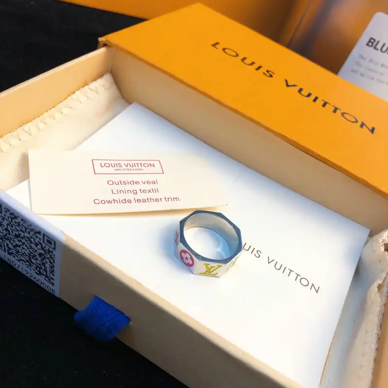 ORNAMENTS Ornament 2108WH0073