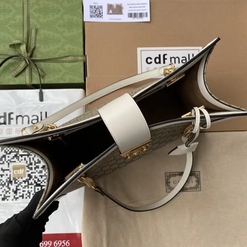 G*u*i s bags 2108ya0082