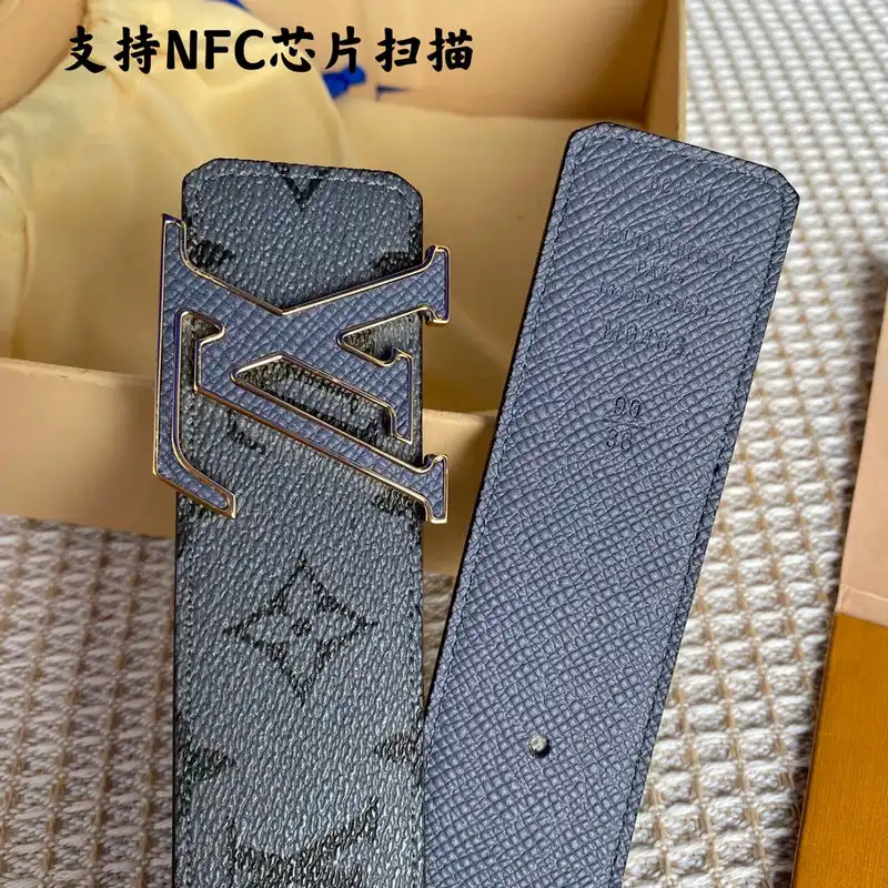 LV Belts 2204XF0010