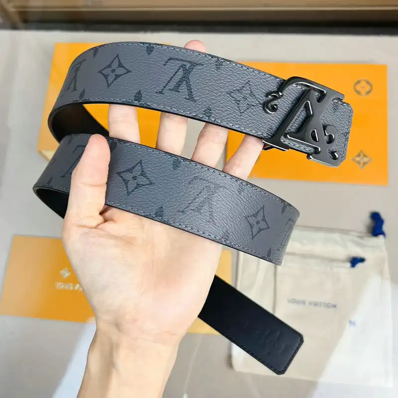 LV Belts 2207XF0008
