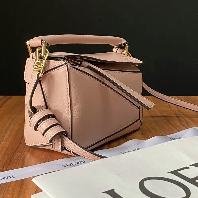 Loewe Bag 2209SW0021