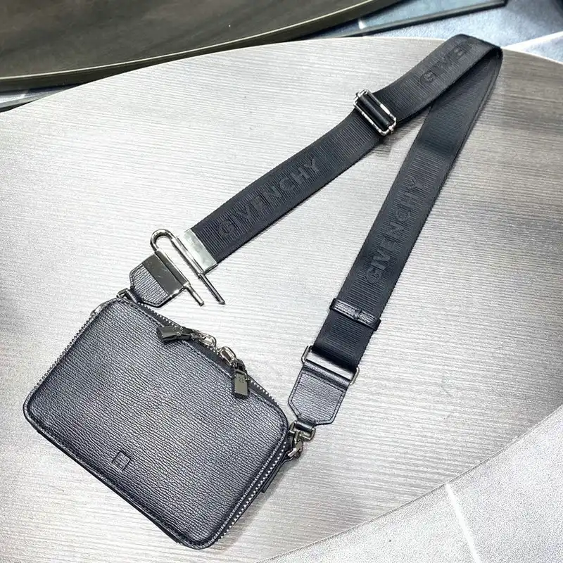 Givenchy Bag 2209SW0078