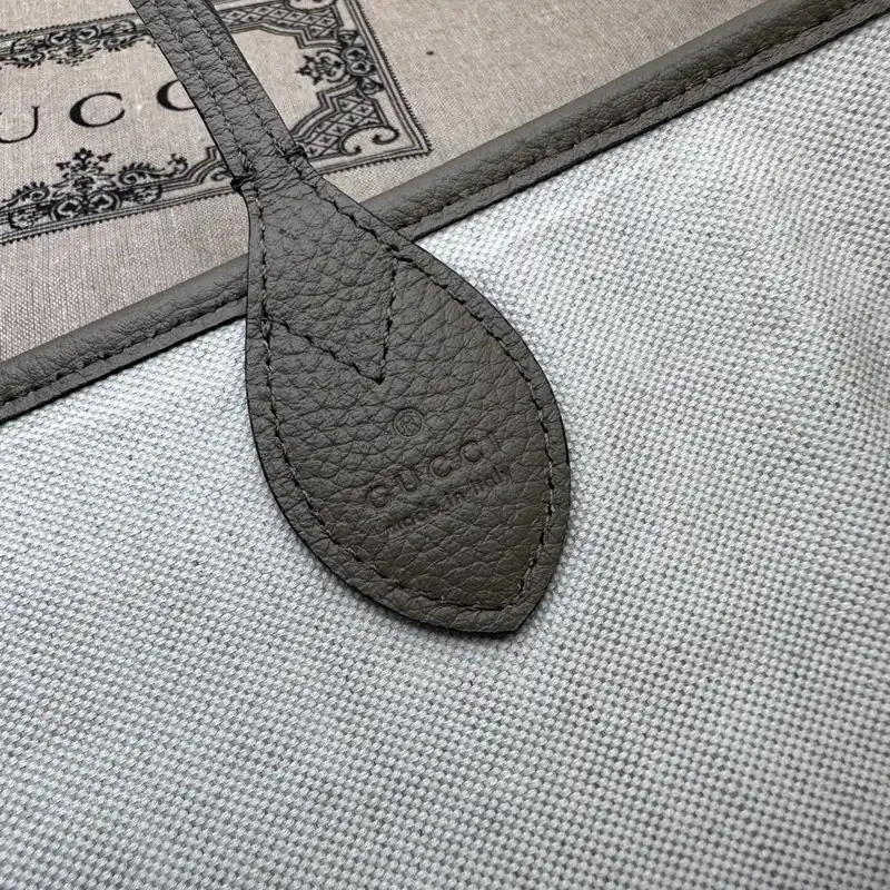 G*u*i bag 2306ya0071