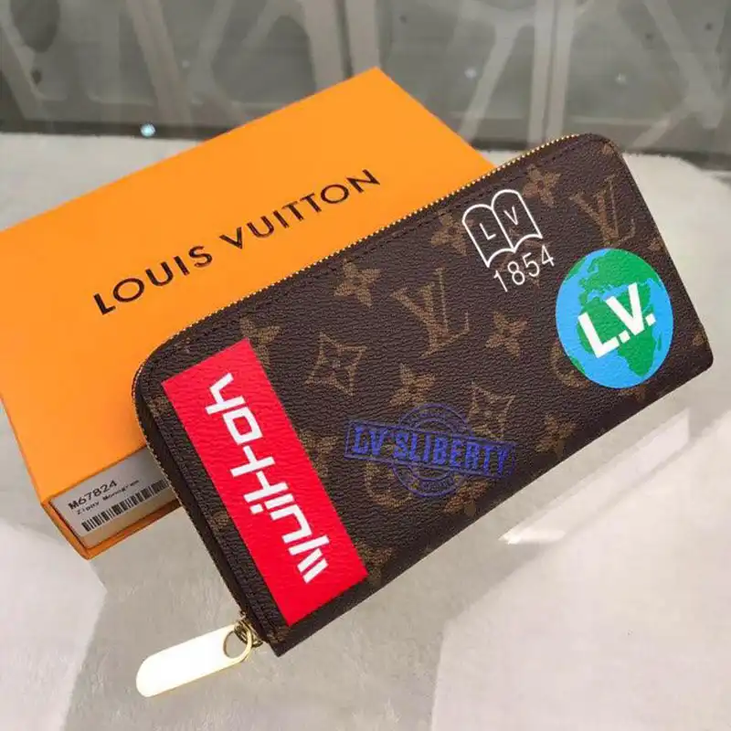 LV Bags 19T1L0651