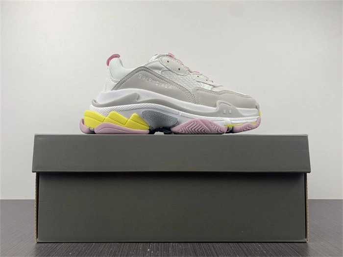 BLCG Triple S White Yellow 524039 W2FW4 TopPick 4451