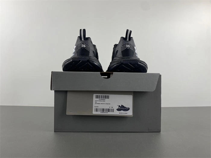 Sporty Balenciaga 814415 W3XL5 4330