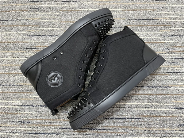 Casual Christian Louboutin 2706