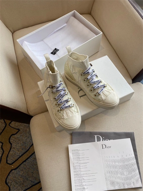 Effortless DR Sneaker 1069