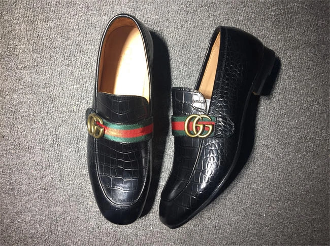 bold G*u*i loafer 312