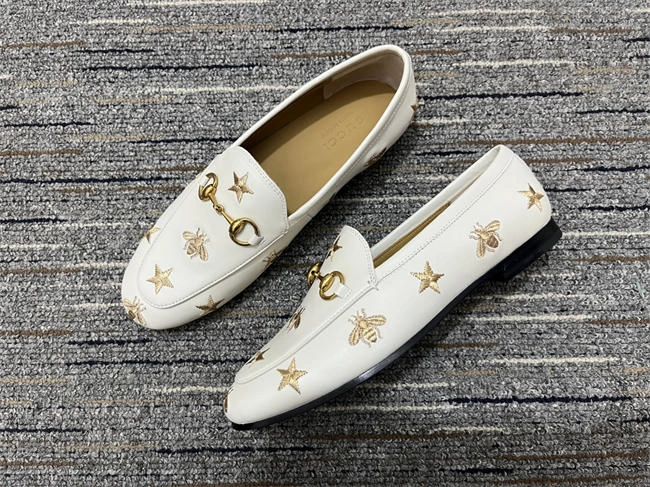 youthful G*u*i loafer 340