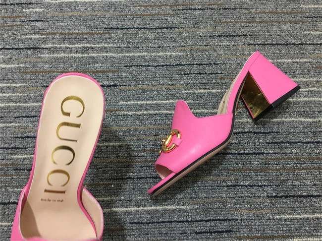 G*u*i side women eyecatching 490