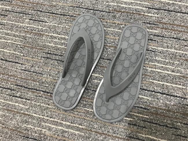 casual G*u*i slide 427