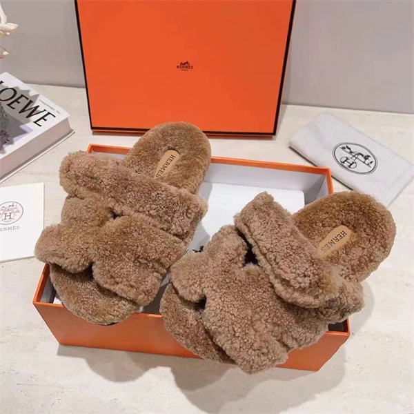 Efficient H Slipper 2380