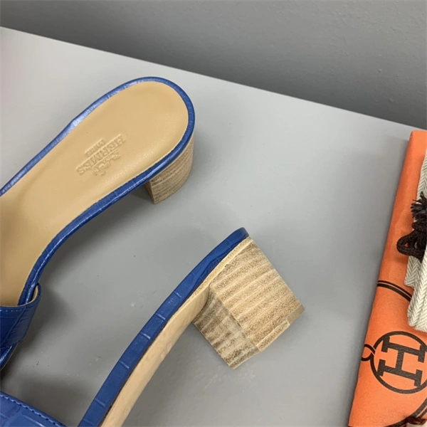 Timeless H Slipper 2385