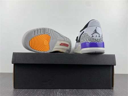 Youthful Jordan Legacy 312 Low Lakers CD7069- 4198