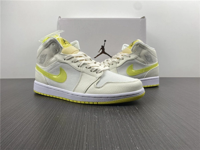 QuickDry Jordan1 Mid SE Voltage Yellow DB2822- 3710