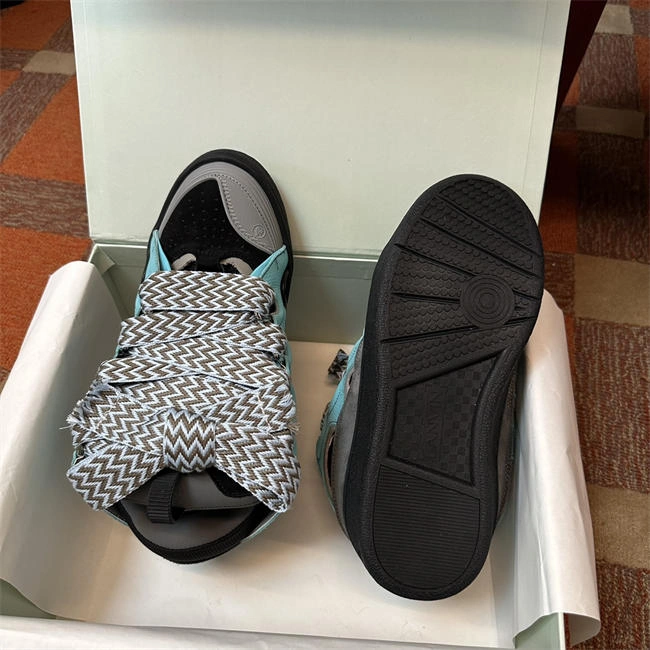 Trendsetting Lanvon Curb Sneaker 813