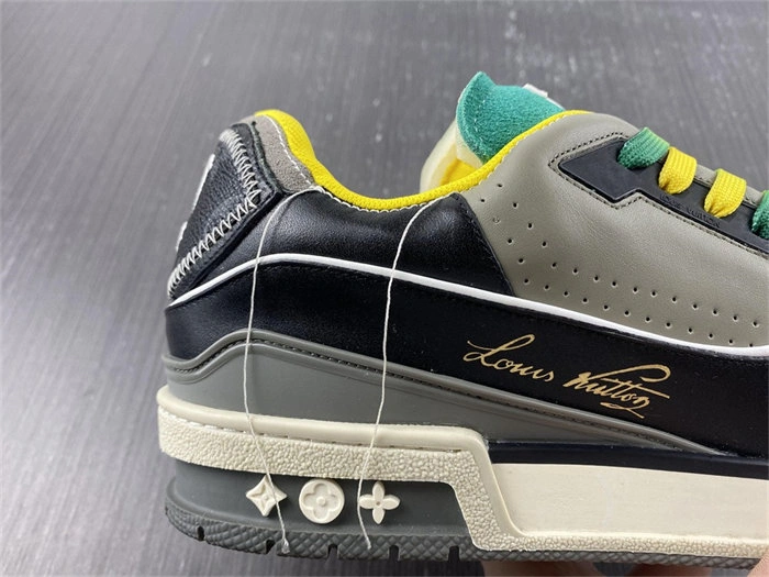 ModernLook Luis Vitton Trainer Green SS21 1A8QA 2146