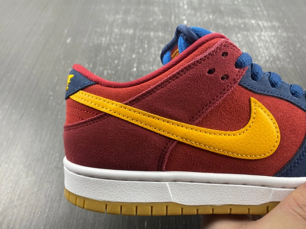 Nike SB Dunk Low Barcelona  DJ0606- Snug 4574
