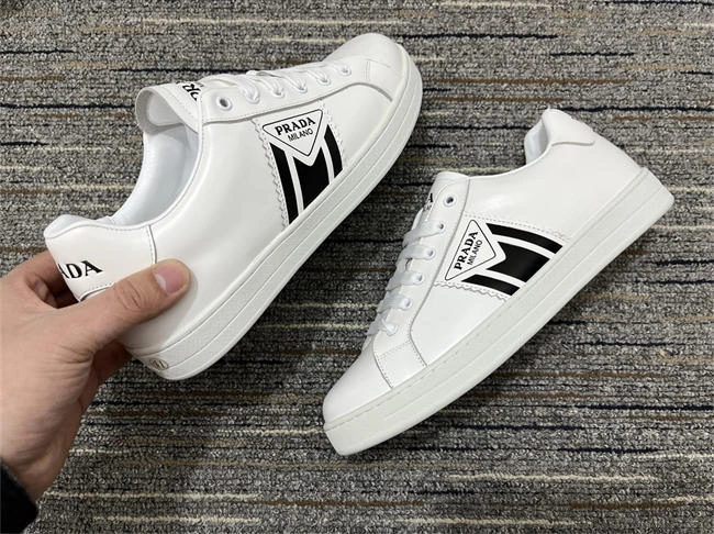 Prada Sneaker RelaxedFit 3374