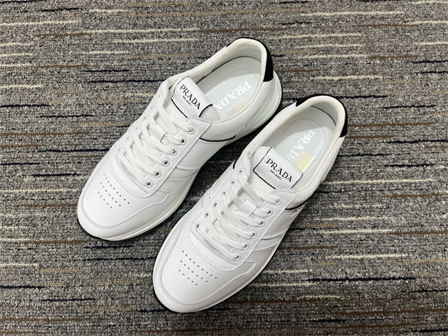 Stretchable Prada Sneaker 3362
